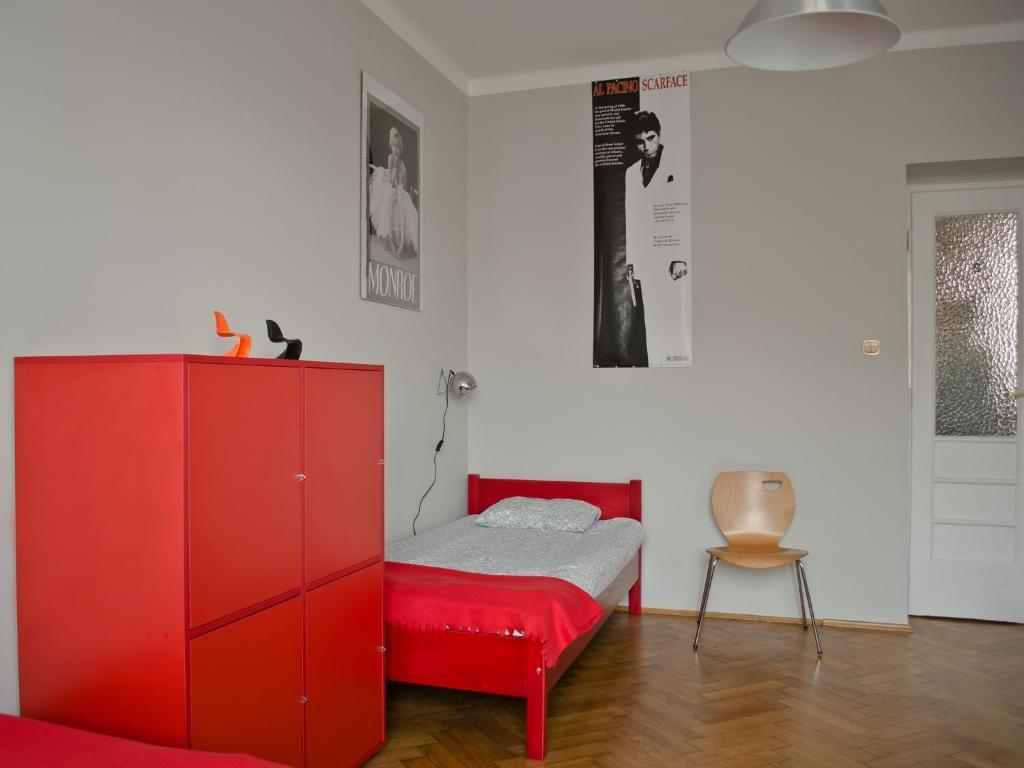 Tramp Aparthostel Krasków Eksteriør bilde