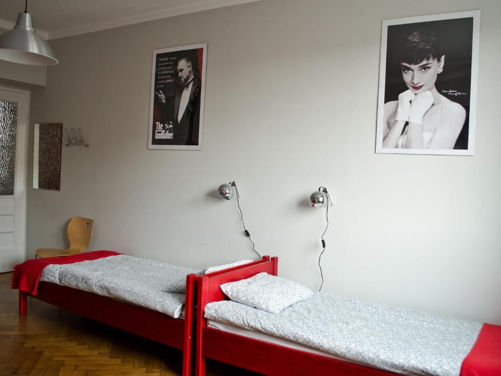 Tramp Aparthostel Krasków Eksteriør bilde